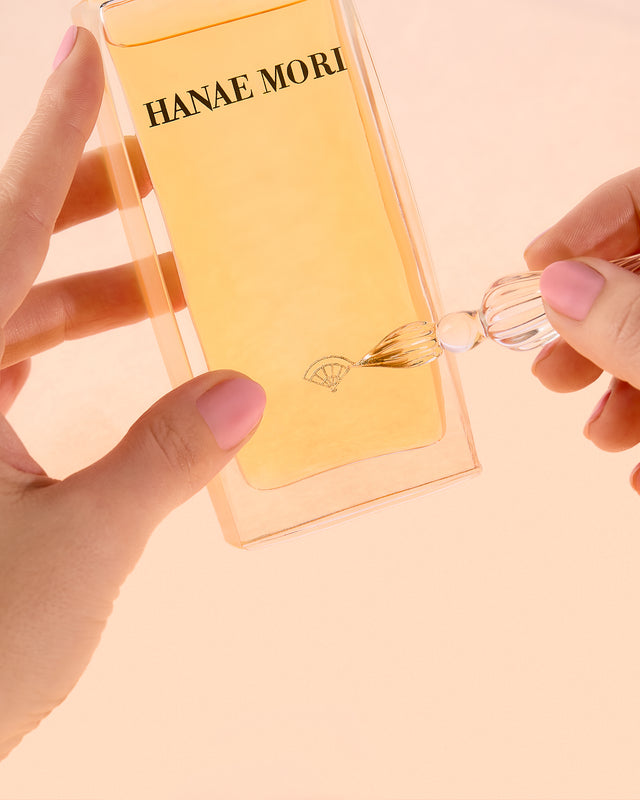 Hanae Mori Parfum Butterfly Eau de Parfum Engraving fan