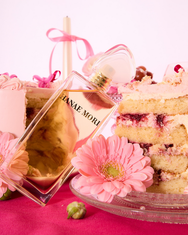Parfums Hanae Mori Mothers Day Cake Tea Time in Versailles Butterfly Eau de Parfum 100 ml